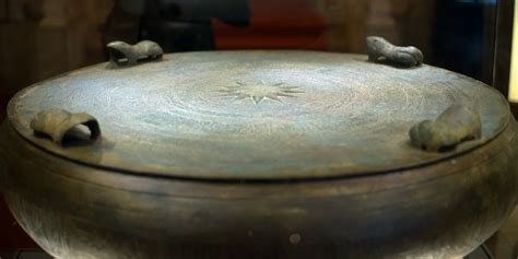 Dong Son Drum from 600 BCE & Its unique history, meaning & design