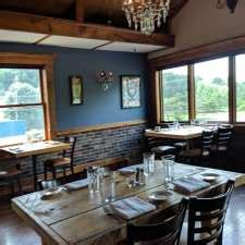 Henning's Local | 6, Old County Rd, Cochecton, NY 12726, USA