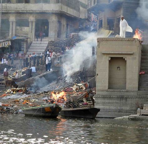 A tourist in Varanasi - What you need to know - Mondisti.com