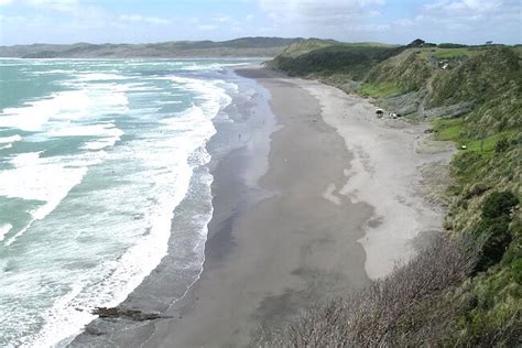 North Island Beaches You Should Visit | Distant Journeys