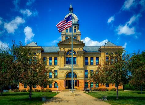 Benton County Courthouse - Vinton, Iowa Photograph by Mountain Dreams ...