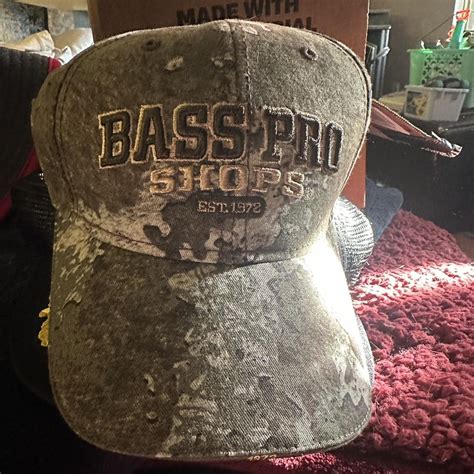 camo bass pro shops hat - Depop