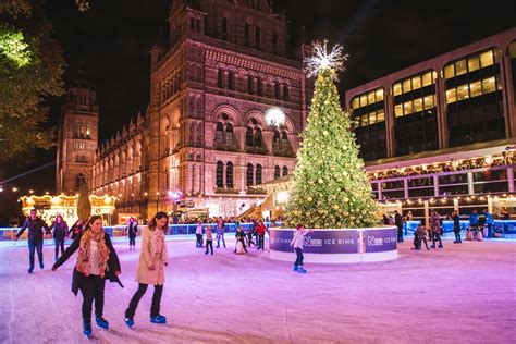 7 Things To Do This Christmas Season - LeSalon