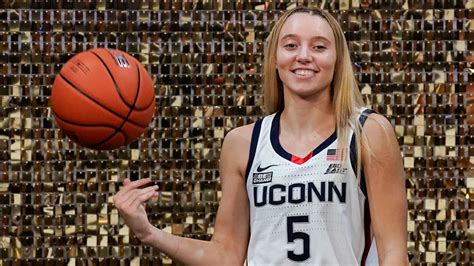 What year is Paige Bueckers? Explaining UConn star's school class, WNBA ...