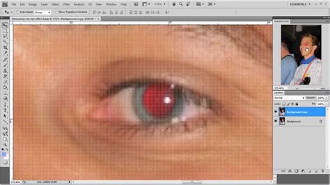 Removing red eye effect in Photoshop - YouTube