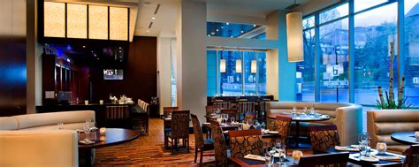 Hotel Dining & Restaurants | Courtyard Montreal Downtown