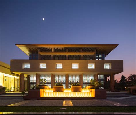 Delhi High Court by Design Forum International - Architizer