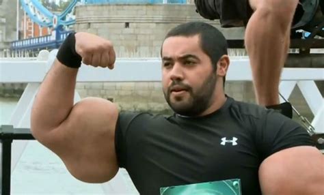 M&F's Challenge to Guinness' Largest Biceps World Record Holder ...