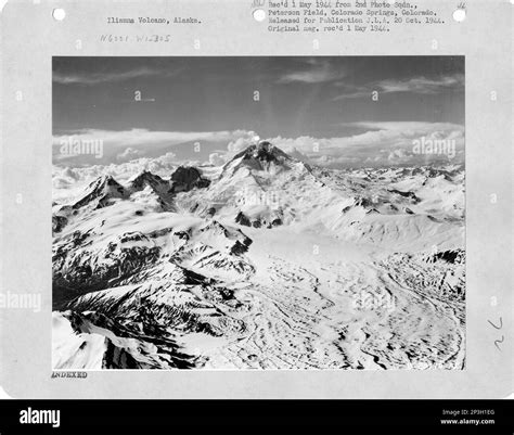 Alaska - Iliamna Volcano, Aerial Photograph Stock Photo - Alamy