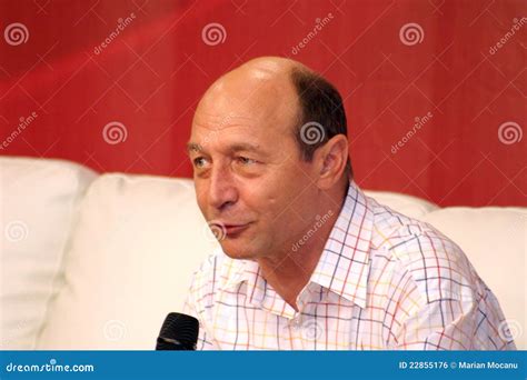 Traian Basescu editorial photo. Image of speech, traian - 22855176