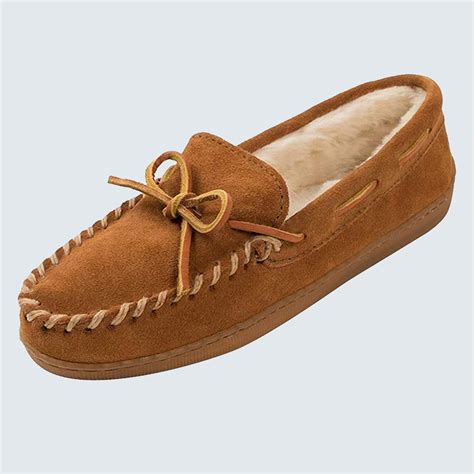 Best Men's Slippers 2024 | Comfy Men's Slippers for the House and More | Trusted Since 1922