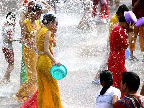 Dai People of Yunnan - China's Dai Minority - China Minorities | WindhorseTour – China Tibet ...