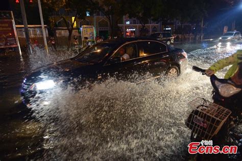 Hohhot floods after strong rainfall (10/10)