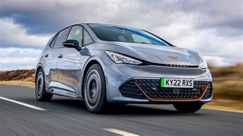 10 of the best electric cars under £30k | Motorpoint