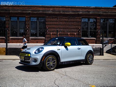 Video: MINI Electric takes on four other electric city cars in ...