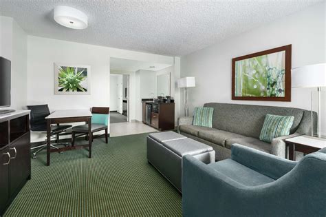 Embassy Suites Orlando Lake Buena Vista Resort, Orlando (FL) | FREE ...