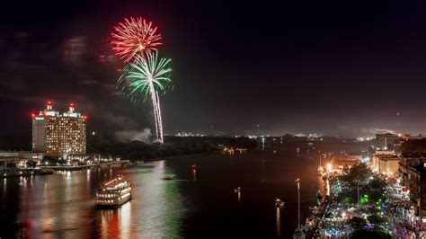 4th of July Fireworks Cruise | Savannah chat, Savannah ga, New years ...