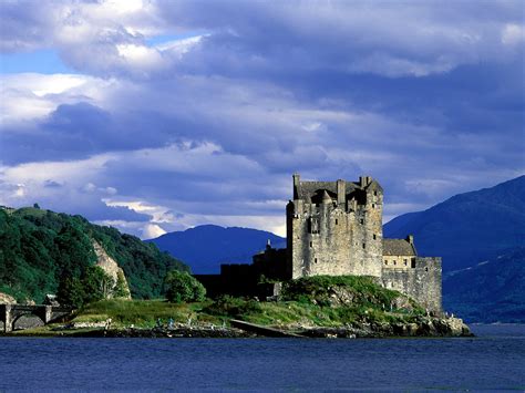 Eilean Donan Castle, Scotland [13 Pic] ~ Awesome Pictures