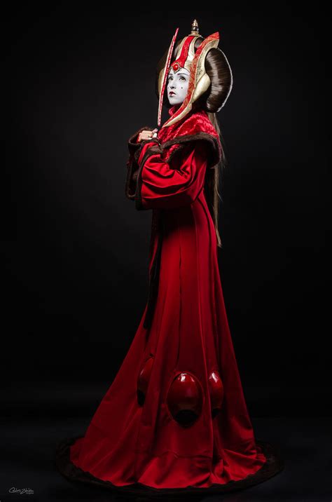 Padme Amidala Cosplay by Namaryn on DeviantArt