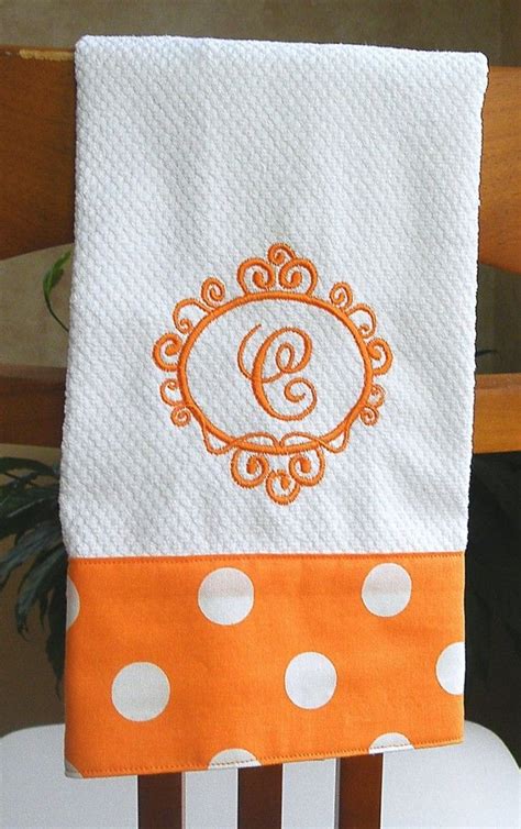 embroidery kitchen towels | Embroidery kitchen towels, Embroidered towels, Embroidery kitchen