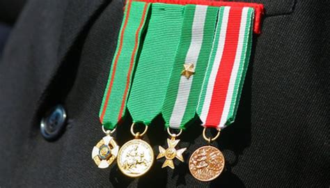 Military Dress Uniform Regulations for Medals | Synonym