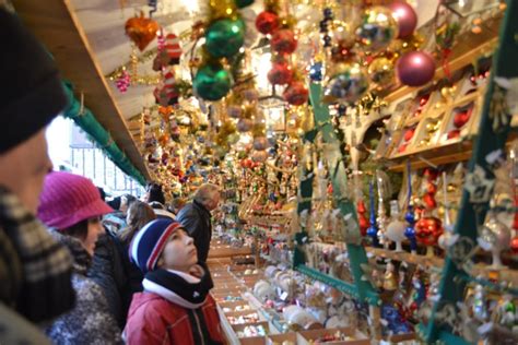 Hand Blown Glass Christmas Ornaments from Germany: A centuries old tradition - WanderInGermany