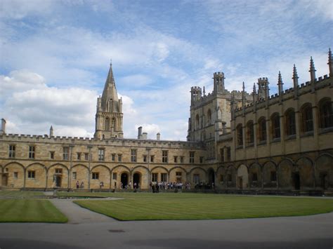 Exploring Britain's Libraries: Christ Church College Library, Oxford ...