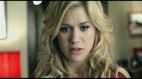 Because Of You [Official Video] - Kelly Clarkson Image (21143277) - Fanpop