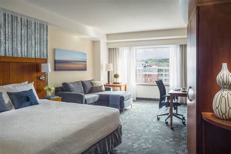 Courtyard Burlington Harbor Guest Room - King City View #guestRoom, # ...