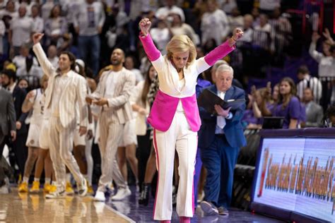 LSU coach Kim Mulkey once turned down the South Carolina women's basketball job. Here's the story