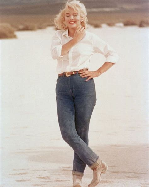 Marilyn Monroe, Fashion And Pop Icon - ICON-ICON