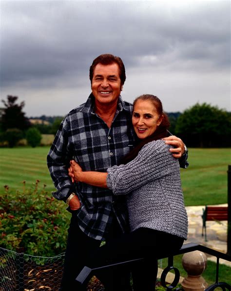 Engelbert Humperdinck Talks Relationship With Wife Patricia