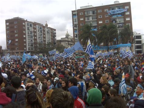 Celebrating Uruguay´s soccer triumphs: are we all like sheep? | The Wander Life