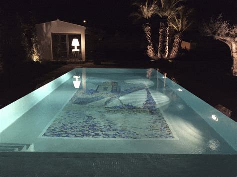 Mastering the Art of Pool Design with Glass Mosaic Tiles