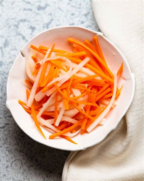 Vietnamese pickled carrots and daikon (radish) - Ask Arena