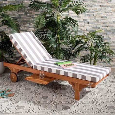 40+ Stylish Outdoor Chaise Lounges for Every Budget | HGTV