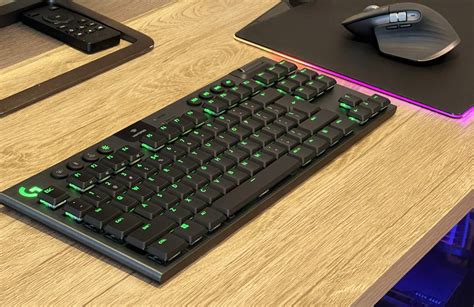 Logitech G915 TKL Review - Gadgets Middle East