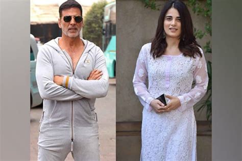 'Sarfira' stars Akshay Kumar, Radhika Madan dance together on rooftop in viral video, check out