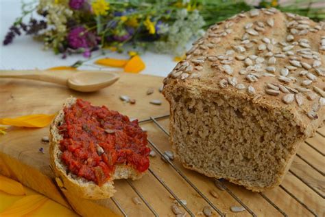 Barley bread with sunflower seeds - easy vegan bread recipe