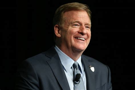 NFL draft remaining this week best option, Roger Goodell says | Las Vegas Review-Journal