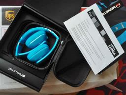 Lumia 800: Received Monster Headphones - Project Cerbera