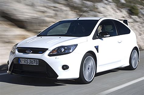 2009 Ford Focus RS Mk2 review and video review | Autocar