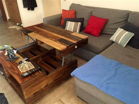 DIY Lift-Up Top Pallet Coffee Table with Storage & Wheels | 101 Pallets