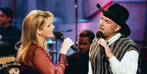 Inside Garth Brooks and Wife Trisha Yearwood's Marriage - How Garth ...