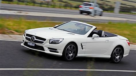 Mercedes-Benz SL400 2015 review | CarsGuide