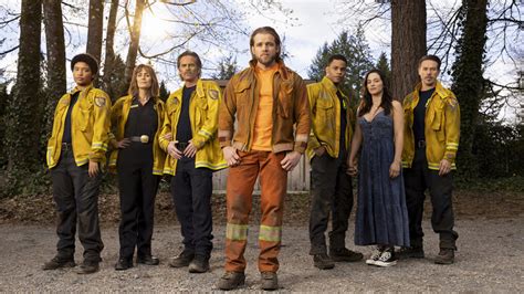 'Fire Country': Get to Know the Characters Battling California Blazes ...