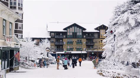 Snowshoe Village | Rentals, Shopping & Restaurants in Snowshoe, WV