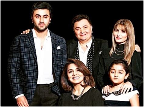 Rishi Kapoor family | Rishi Kapoor is survived by his wife Neetu, son Ranbir and daughter ...