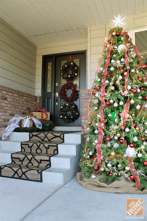 22 Best Outdoor Christmas Tree Decorations and Designs for 2023