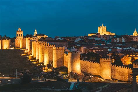 Mirador Los Cuatro Postes Avila - The Best Viewpoint Over Avila